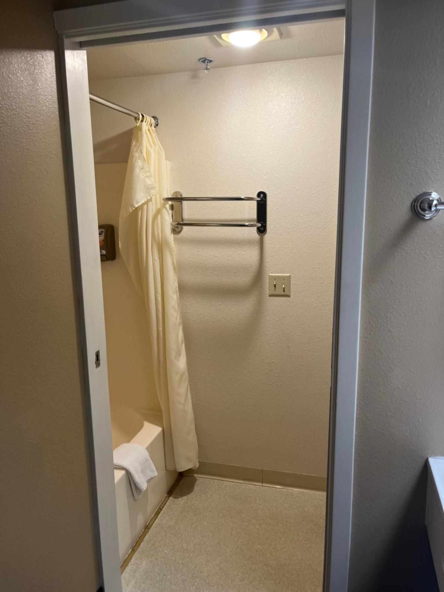 Americas Best Value Inn Kalispell Ngoại thất bức ảnh